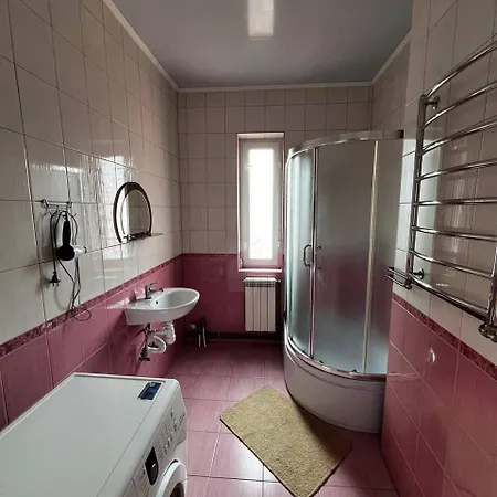 любисток Apartamento *